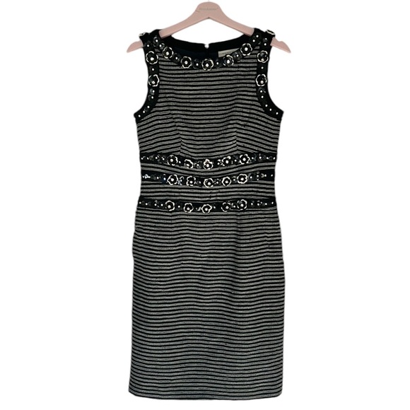 RARE Carolina Herrera Black & White Tweed Rhinestone Flower Sequin Dress - 8 - Picture 4 of 16